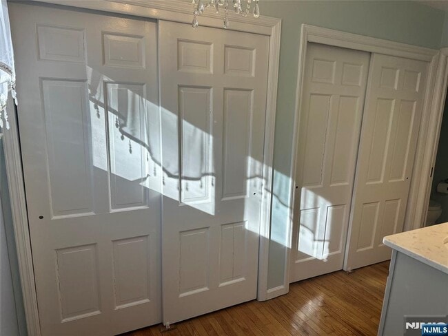 Building Photo - 24 Drake Ln