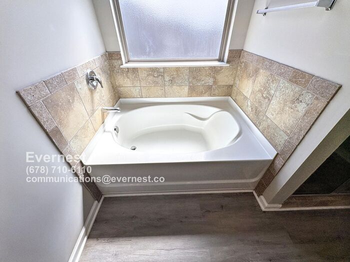 Building Photo - 3177 Alhambra Cir