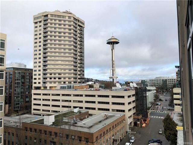 Building Photo - 2721 1st Ave