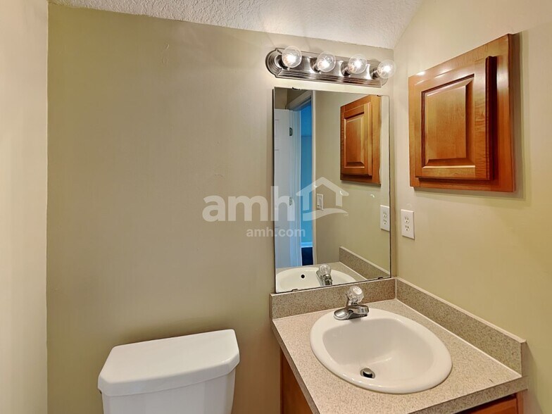 Building Photo - 254 John's Creek Pkwy