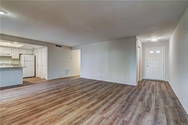Building Photo - 123 Fair Haven Way