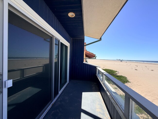 Building Photo - 3637O | Hollywood Beach | Unfurnished Rental