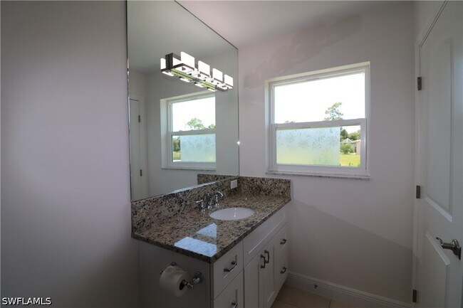 Building Photo - 5332 Myrtle Ln