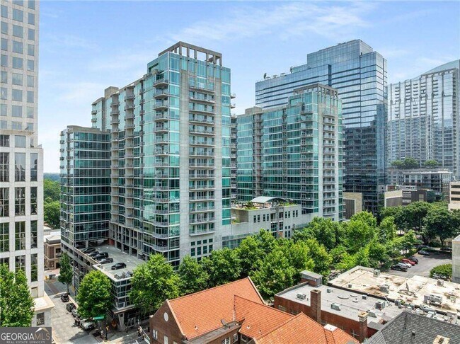 Building Photo - 923 Peachtree St NE