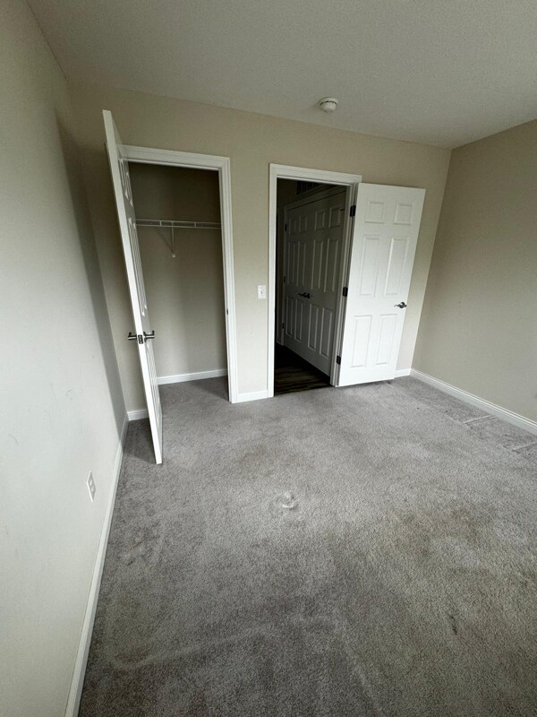 Building Photo - 3607 Graybeck Dr