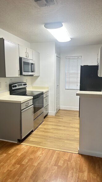 Building Photo - 630 Steamboat Ct