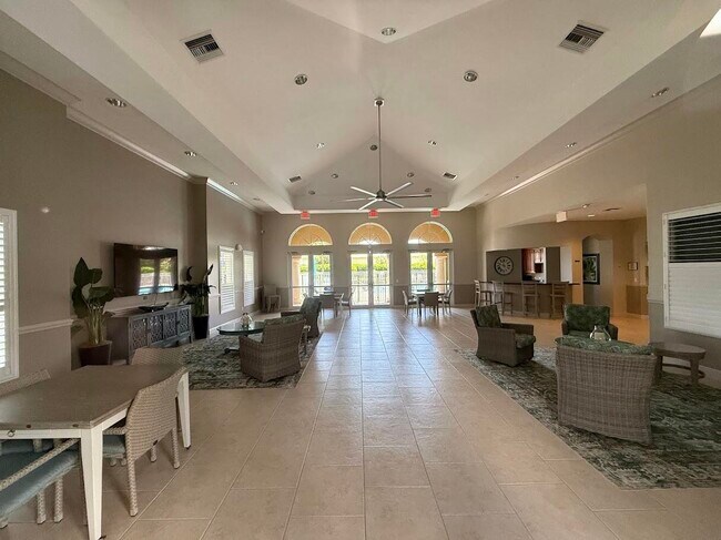 Building Photo - 5574 43rd Ct