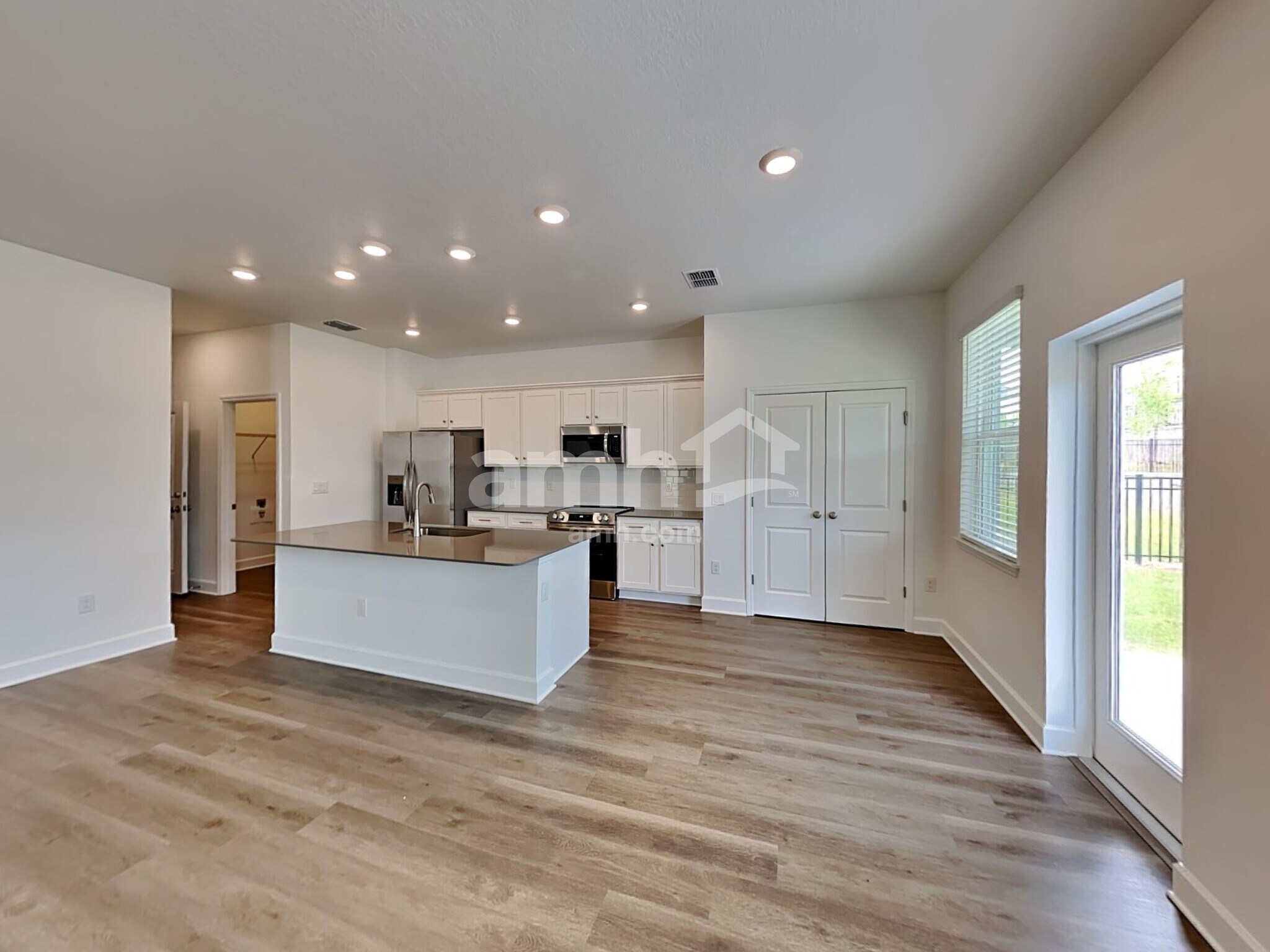 Building Photo - 37749 Dusty Saddle Ln