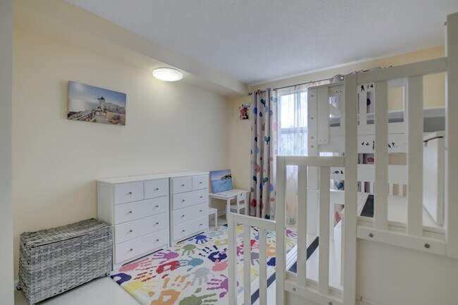 Building Photo - 17100 N Bay Rd