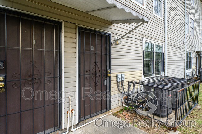 Building Photo - 1932 2nd St NE