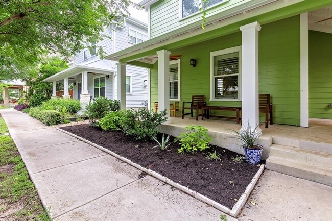 Building Photo - 4220 Threadgill St