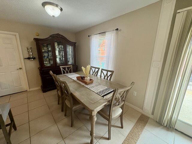 Building Photo - 1308 Jeffrine Dr