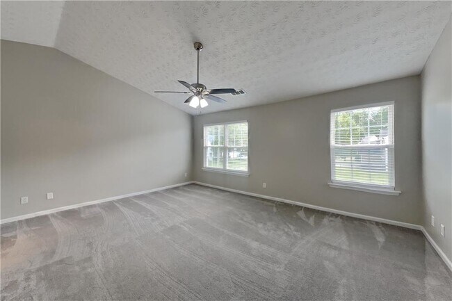 Building Photo - 3279 Deer Valley Dr NW