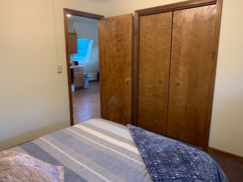 Building Photo - 796 S Barre Rd