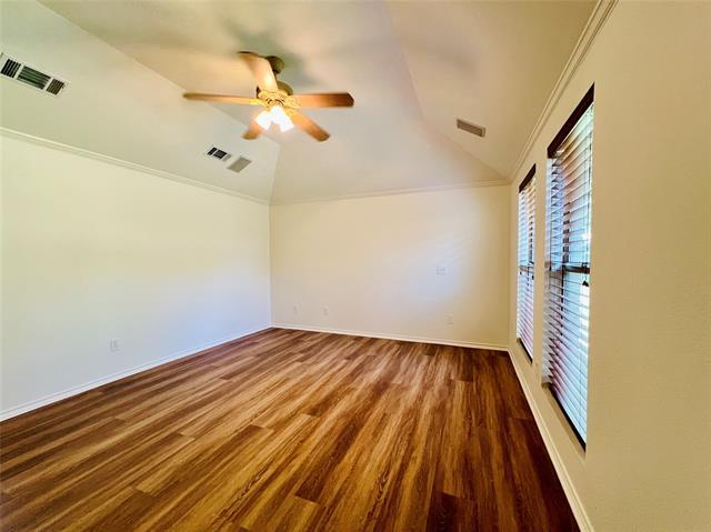 Building Photo - 3916 Bobbin Ln