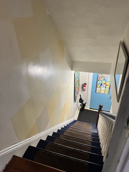 Hall - 10 Arlington St