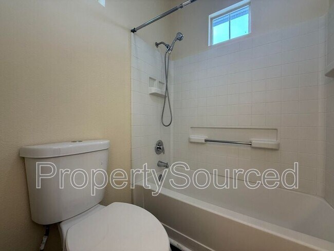 Building Photo - 1830 Persimmon Way