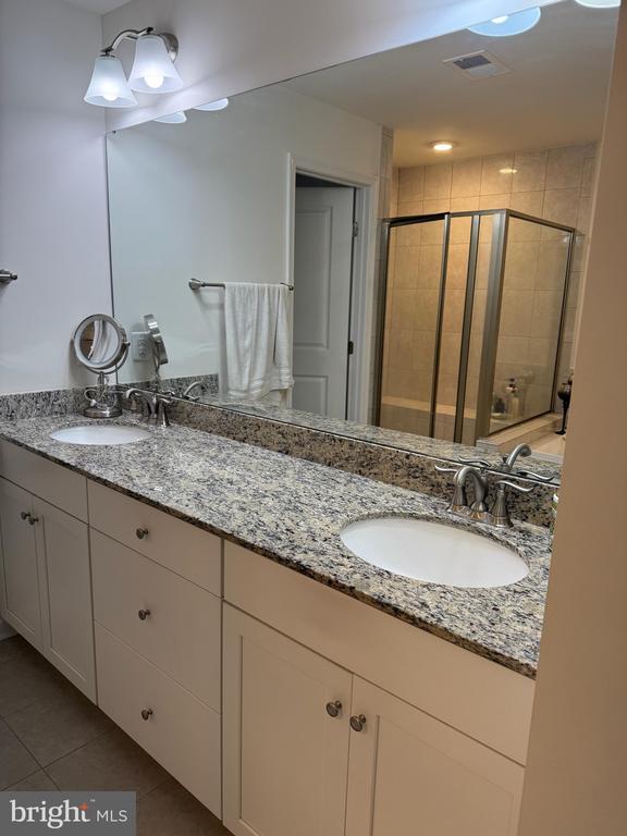 Building Photo - 4401 Weejun Loop