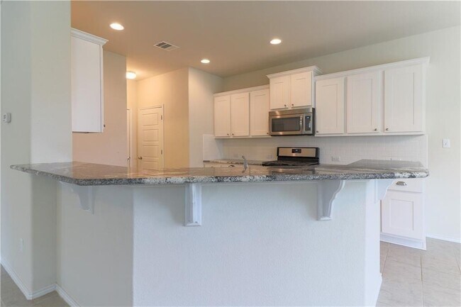 Building Photo - 121 Palestine Cove