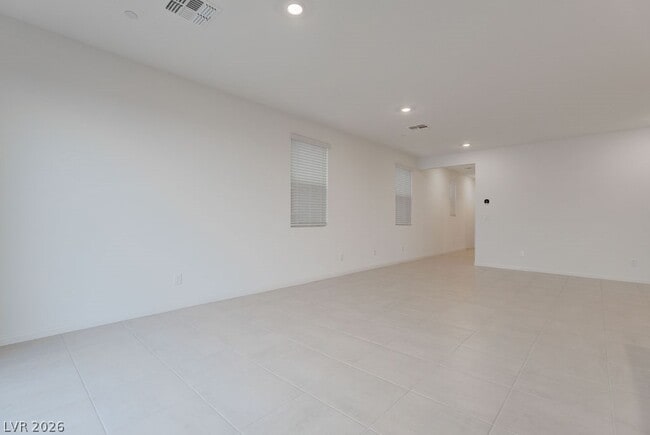 Building Photo - 2744 Tricase St