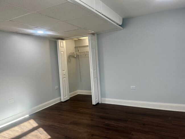 Building Photo - 6522 Spaulding Ave