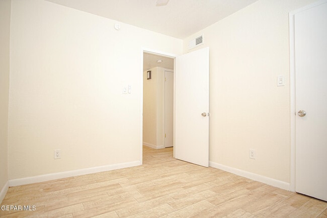 Building Photo - 3425 Risner Pl