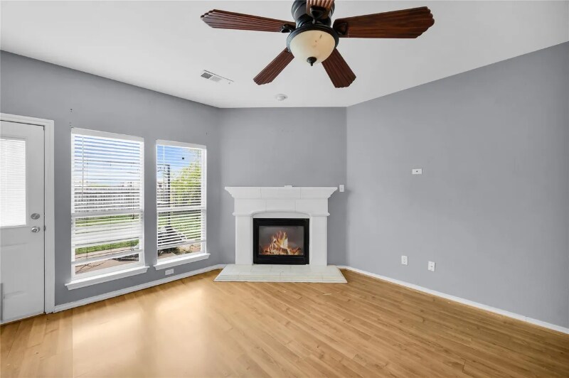 Building Photo - 2713 Bull Shoals Dr