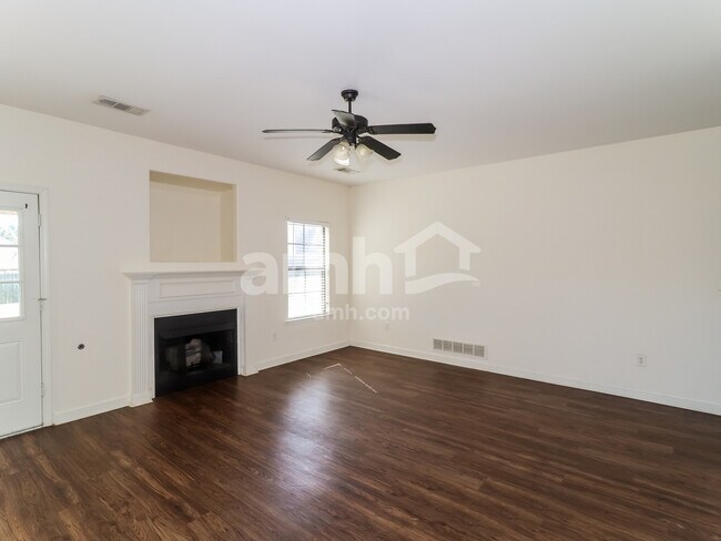 Building Photo - 6329 Asbury Pl