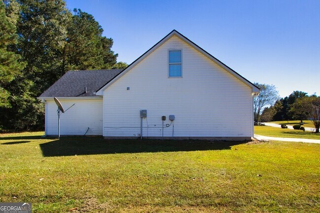 Building Photo - 350 Windermere Dr