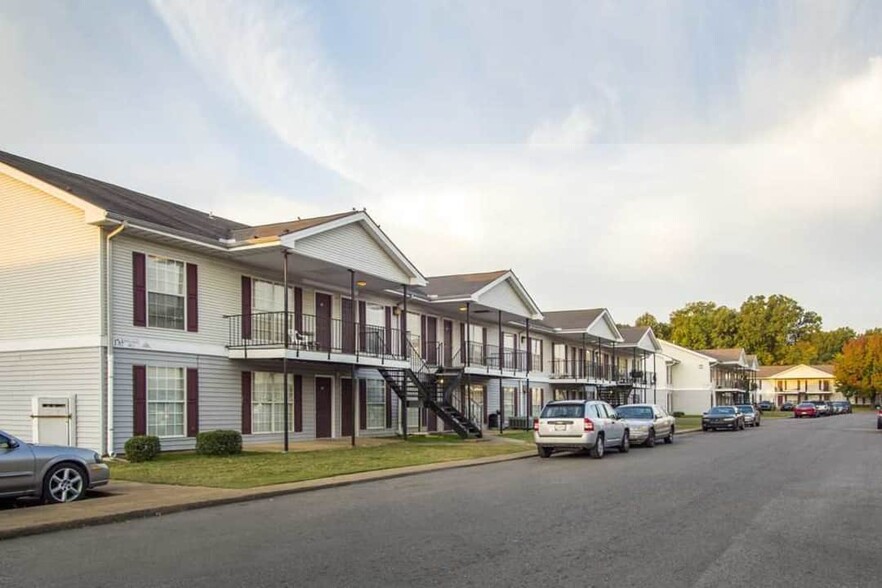 Building Photo - 1758 Brookgreen Dr