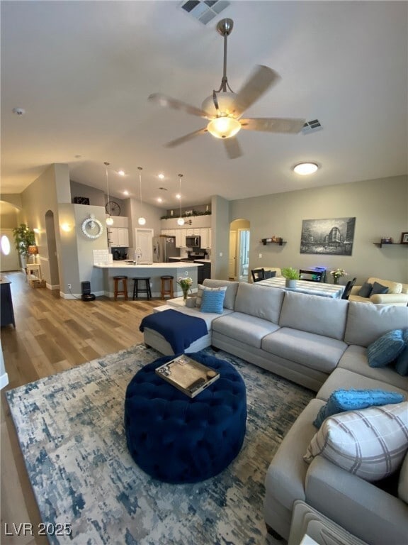 Building Photo - 6528 N Ruddock Dr