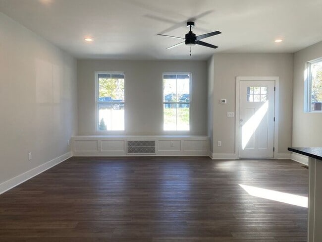 Building Photo - Beautiful New Construction in Madison - 3 Bed 2 Bath - Utilities & Lawncare Included