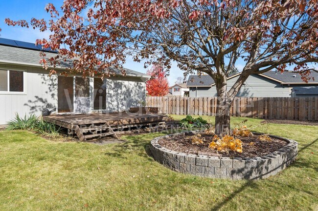 Building Photo - Beautiful 4-Bedroom Home In The South Hill With Solar Panels - Save On Utilities