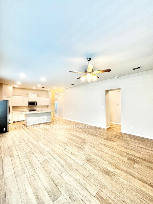 Building Photo - 2412 Bathwick Ln