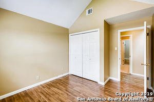 Building Photo - 8826 Lost Woods