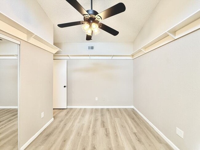Building Photo - 6388 93rd Ter