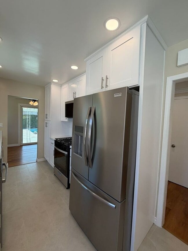 Building Photo - Beautiful 4-Bedroom Home in the Heart of Covina!