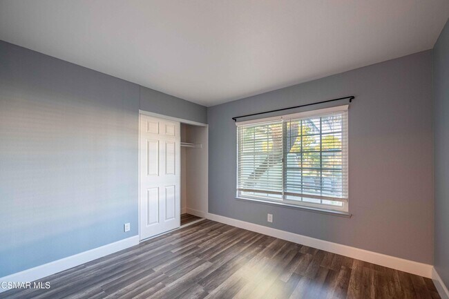 Building Photo - 2291 N Marter Ct