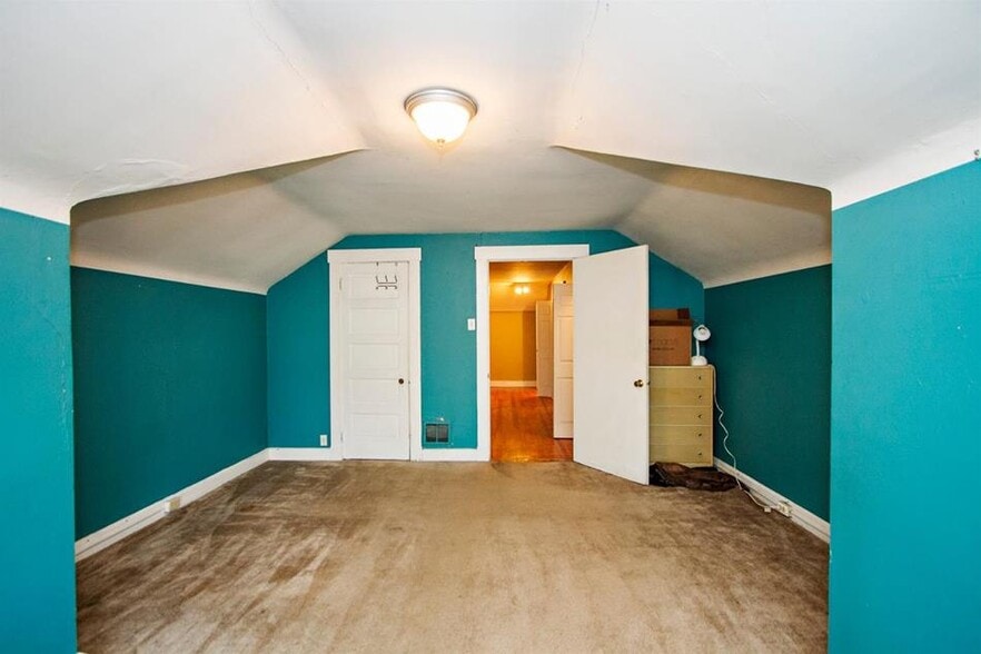 Building Photo - 641 Riddle Rd