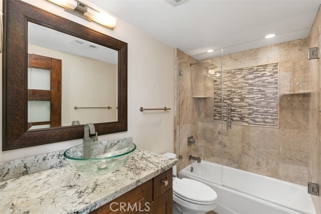 Building Photo - 405 Avenida Granada