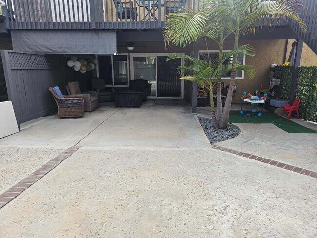 Building Photo - 1704 Horseshoe Ct