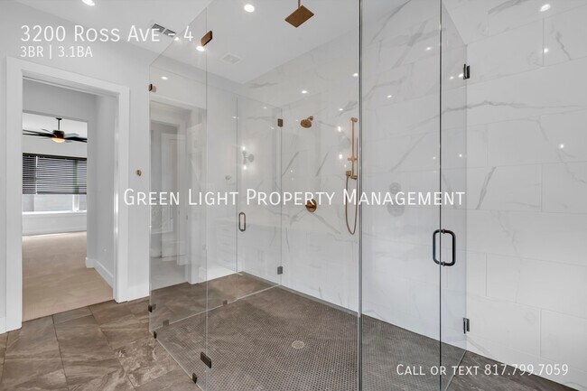 Building Photo - 3200 Ross Ave