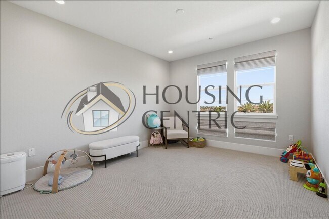 Building Photo - Unparalleled Executive Luxury Rental Home in Gated Community