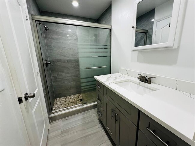 Building Photo - 4834 NW 58th Manor