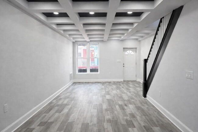 Building Photo - 2815 W Mulberry St