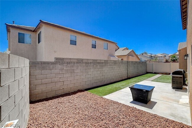 Building Photo - 6861 Sweet Pecan St