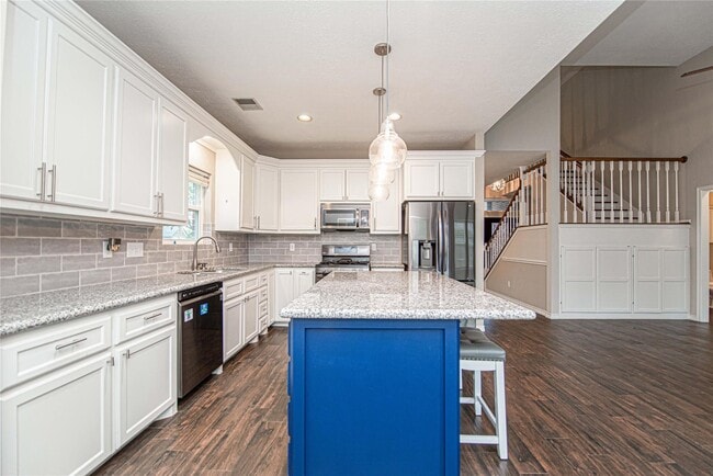 Building Photo - 5519 Legare Ct