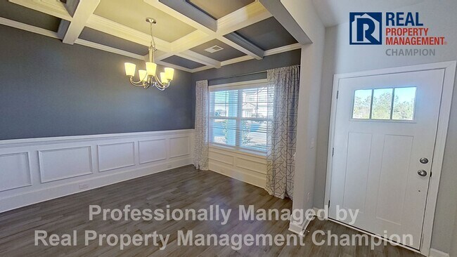 Building Photo - Former Model Home in Popular Grayson Park