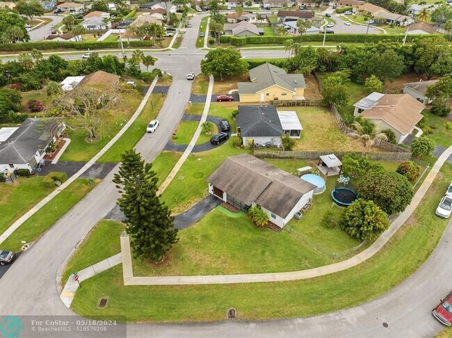 Building Photo - 9708 Alaska Cir