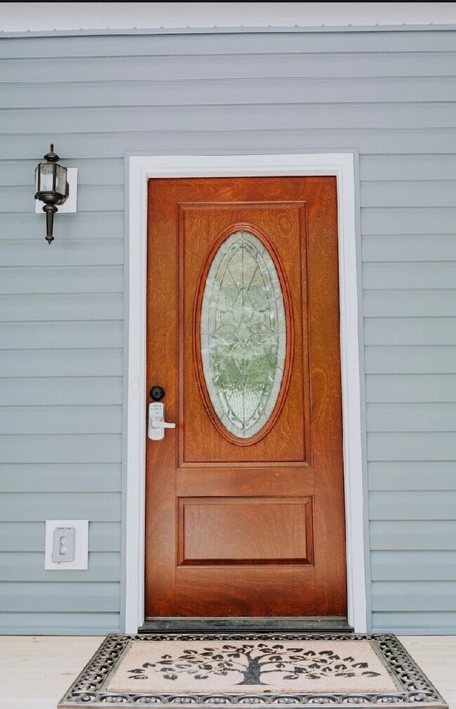 Building Photo - New furnished home on 30 acres available now!